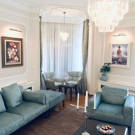 Knez Sima Jacuzzi, 3 Bedrooms, Balcony In Stari Grad 베오그라드 외부 사진