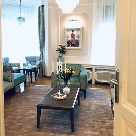 Knez Sima Jacuzzi, 3 Bedrooms, Balcony In Stari Grad 베오그라드 외부 사진