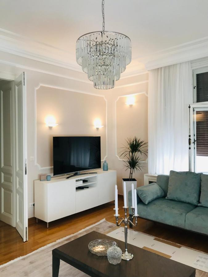 Knez Sima Jacuzzi, 3 Bedrooms, Balcony In Stari Grad 베오그라드 외부 사진