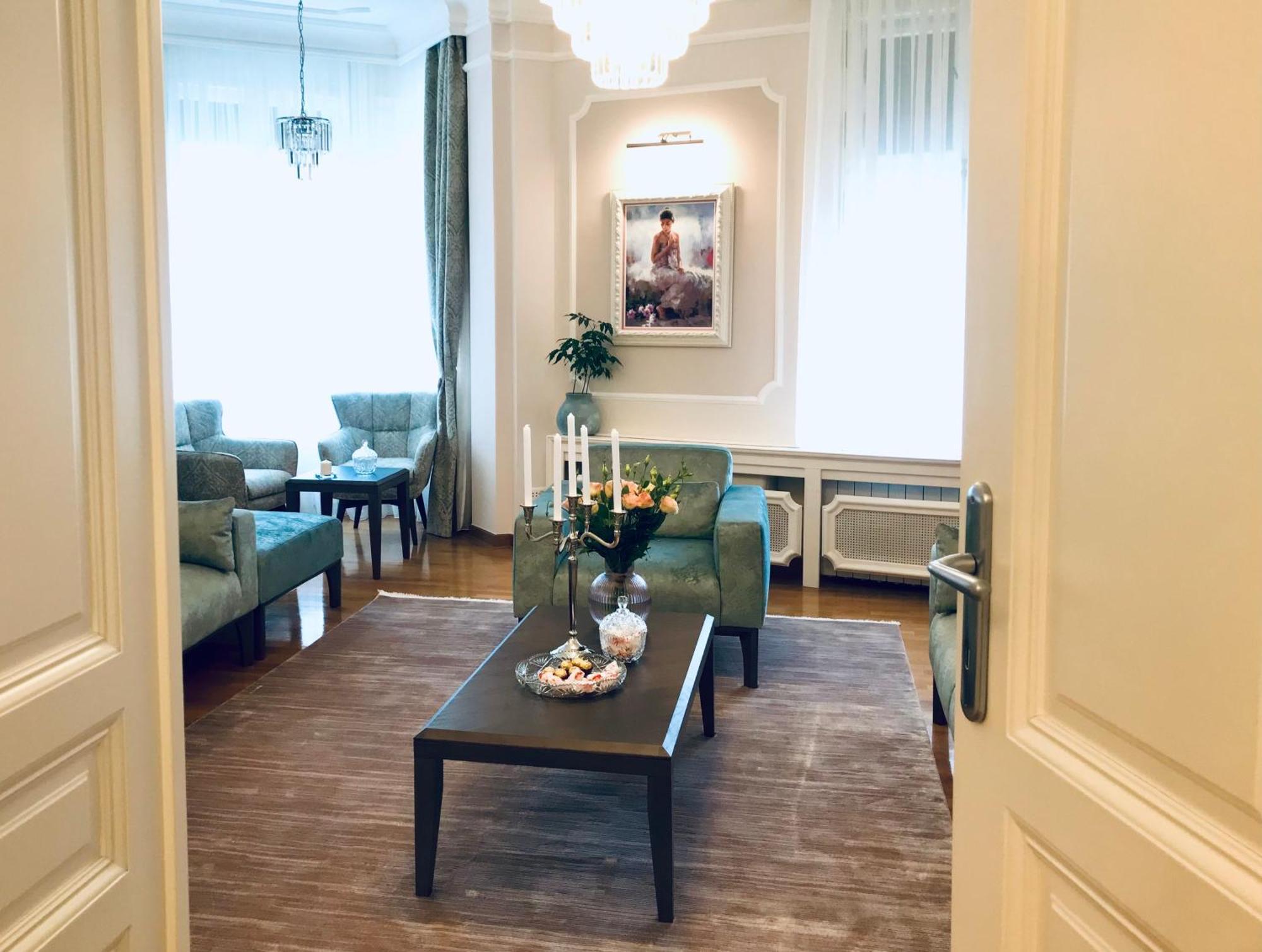 Knez Sima Jacuzzi, 3 Bedrooms, Balcony In Stari Grad 베오그라드 외부 사진